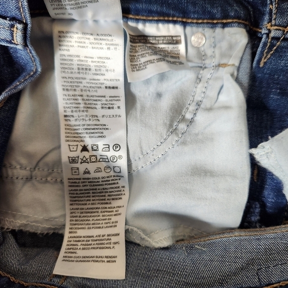 Levis Womens Boyfriend Hypersoft Lightly Distressed Cuffed Jeans-Sz 28x27 (NWT) - Picture 10 of 11